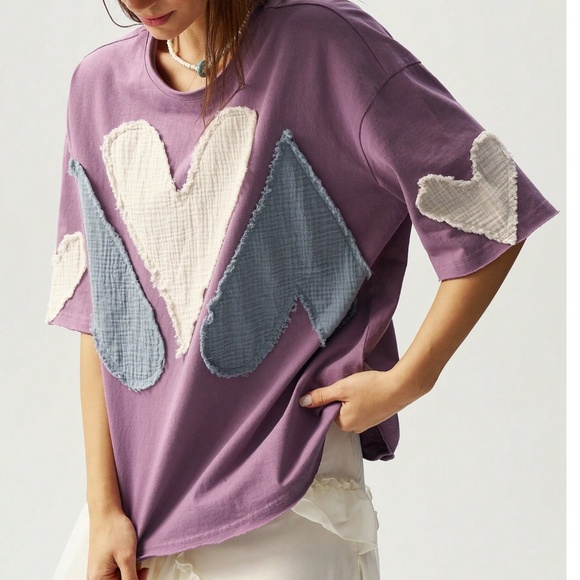 Solid Heart Patch Cotton Frayed Loose Fit Short Sleeve Top - Picture 1 of 7